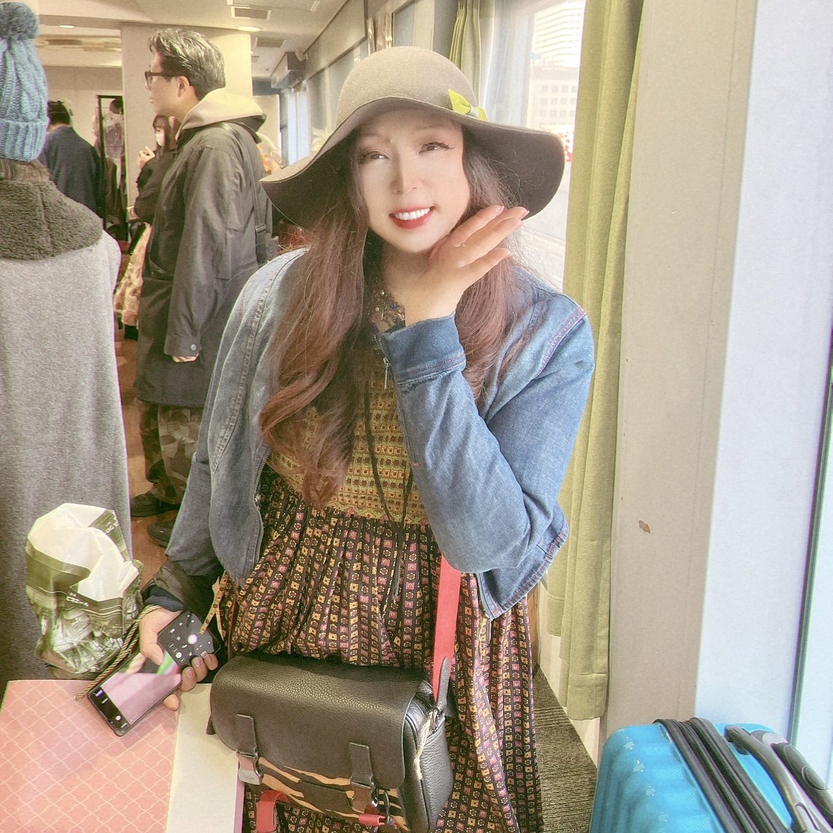 琥珀ちゃん@khkssk227 のスマホで撮ってもらったらめちゃくちゃ盛れ