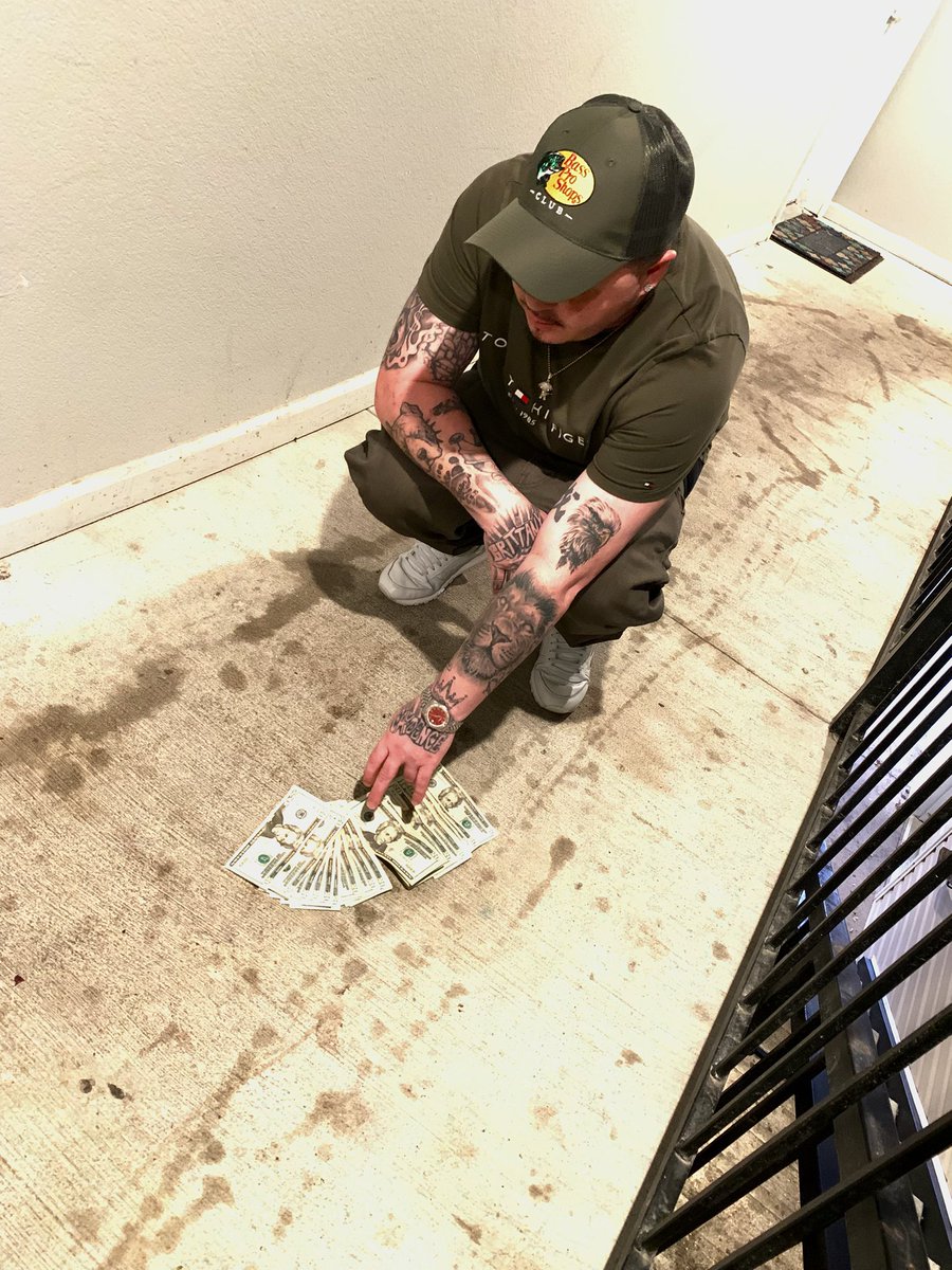 TheOnlyJug tweet media