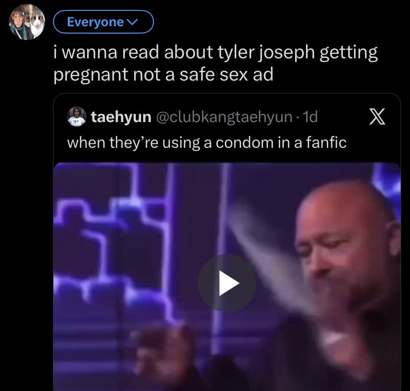 😣