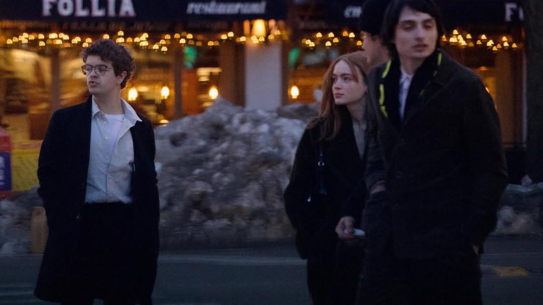 softiealiaa's tweet photo. stranger things cast truly live this life together and it shows like wdym ALL of them attended maya hawke’s wedding https://t.co/vdL3WfJQXr