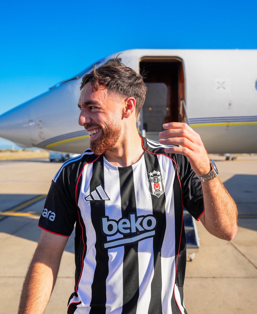 Son 6 maç 5 gol 1 asist.

MÜKEMMEL.