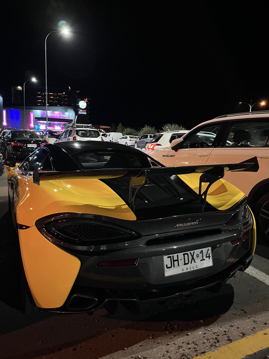 byrenatiitoo tweet media