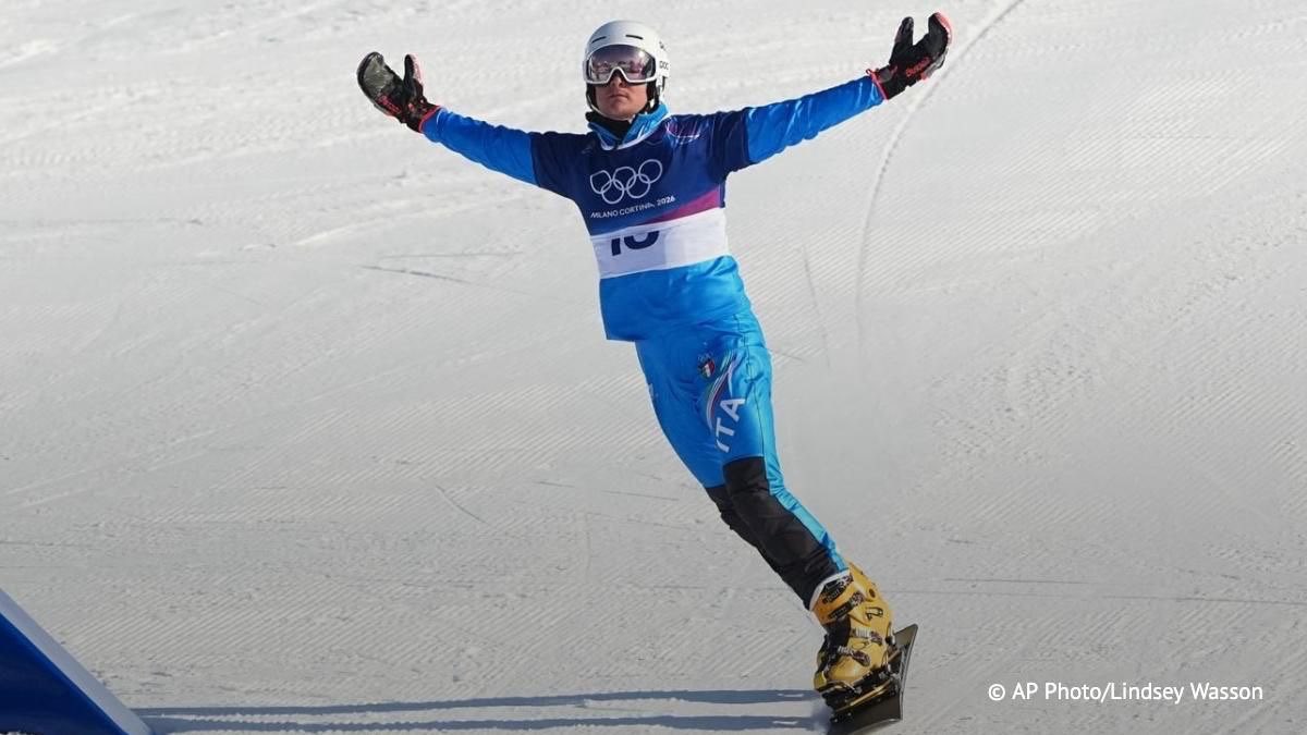 Bayanov74's tweet photo. Il #CIO non ha riscontrato violazioni nell'uso da parte dello snowboarder #RolandFischnaller🇮🇹 della bandiera 🇷🇺 sul suo casco..
#MarkAdams, ha dichiarato che l'atleta aveva una piccola bandiera 🇷🇺 sul casco, poiché possedeva bandiere di tutti i paesi in cui ha gareggiato.. https://t.co/13KoIAyoIP