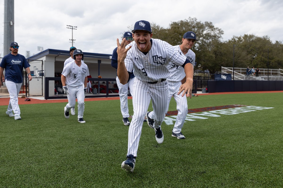OspreyBSB's tweet photo. 28 runs over our last two games. That’s how you close it out.

#SWOOP https://t.co/lwsk47DyEr