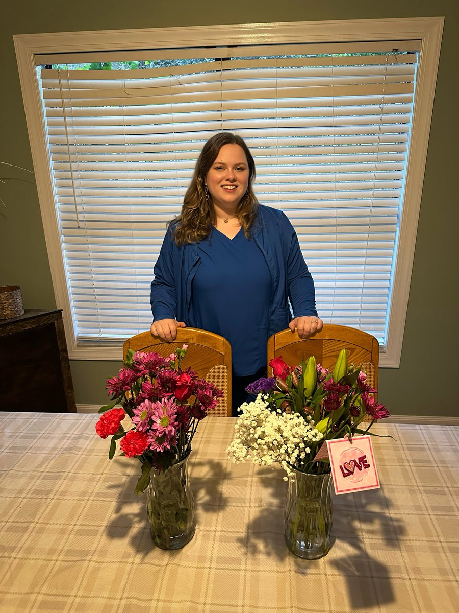 laylaslog's tweet photo. I had the most amazing Valentine’s Day with the love of my life! Leif surprised me after work with flowers and the ultimate treat—a King Cake from my favorite bakery in NOLA! 👑🍰 #valentinesday #love #couple #lovelife https://t.co/llojDM9kfZ