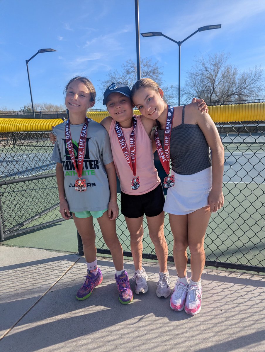 wdlyon's tweet image. Granddaughters DOMINATING their Pickleball tournament!
#Athletes 🇺🇸👊🏼👍🏼❤️