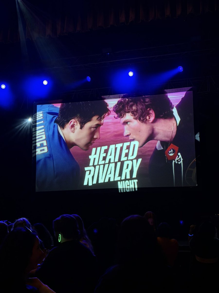 MatthewLavan's tweet photo. whatta way to spend vday! 😭 at a cottage 🕺🏻😜 #heatedrivarly https://t.co/e9FVVqYA7x