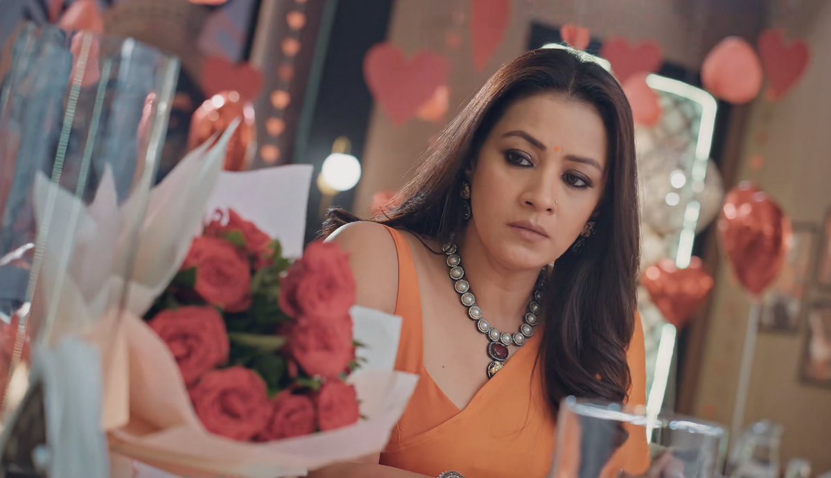 I’m not a sadist bt ths scene was so satisfying coz unfortunately wat goes around comes around… 😌

Kisika ghar tod k koi apna ghr kaise basa skta hai Noina Darling? 🙂

[ #ksbkbt2 • #kyunkisaasbhikabhibahuthi2 • #KyunKiSaasBhiKabhiBahuThi ] 💌✨