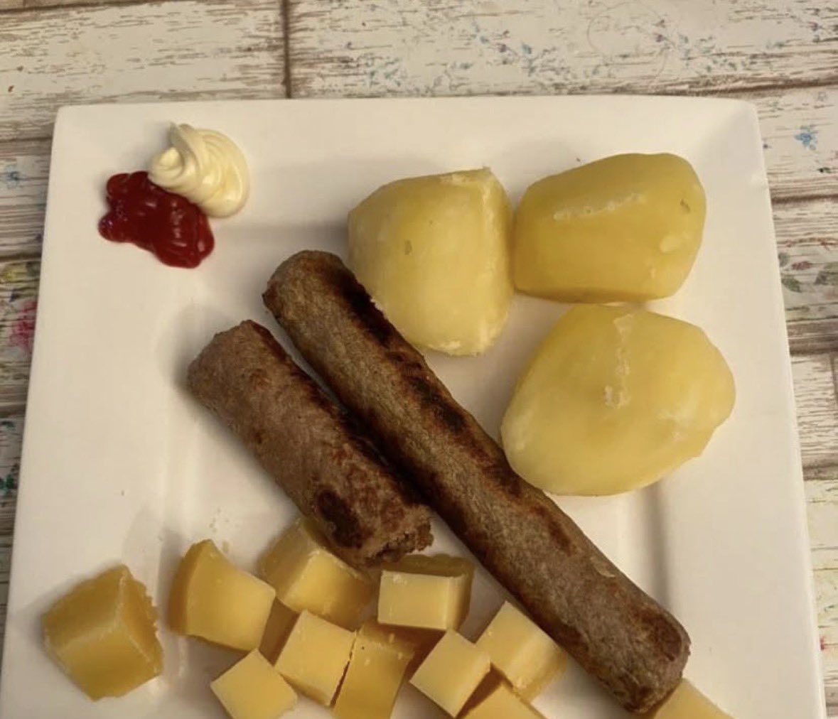 Everyone saying I should just leave the Netherlands. Like I could walk away from food like this.