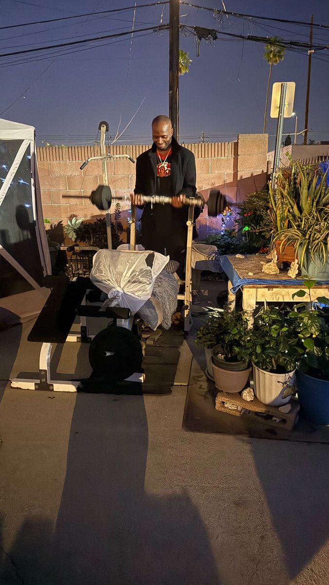 CertainLewis's tweet photo. https://t.co/3FqHBwU2Io