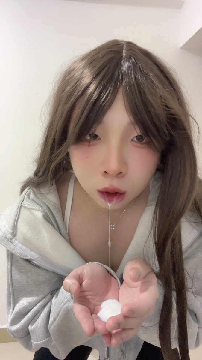 cbicpipj's tweet photo. 猜猜除夕夜发生了什么
#cd #ts #广州伪娘 #广州cd #广州ts #男娘 
#人妖 #广州外围 #ladyboy #crossdress #广州男娘 #广州四爱 https://t.co/oEwnNRS6D2