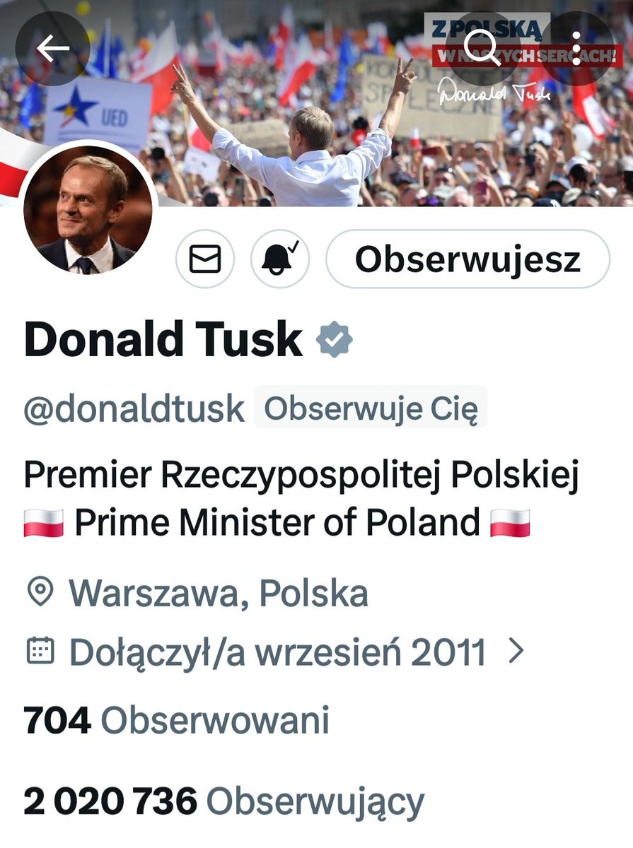 Panie Premierze, to dla mnie ogromny zaszczyt znaleźć się w, jakby nie było elitarnym, gronie osób przez Pana obserwowanych. 
Przyznam, że przeglądając zakładkę "Powiadomienia" zamurowało mnie.