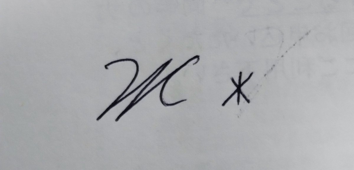 ロシア語学習者が書くЖ(左)と、ネイティブが書くЖ(右)