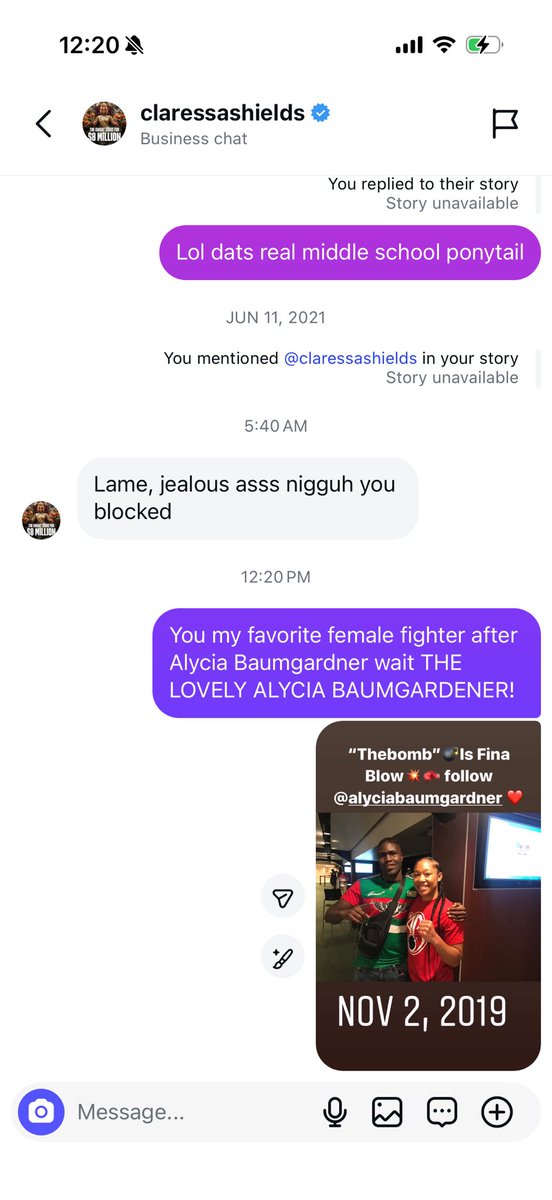 JLife863's tweet photo. What a day 😂😂 she blocked me ! What I did?? Besides tell the truth?? THE LOVELY MISS @alyciambaum  is most definitely my favorite female fighter! https://t.co/aSJmeaQiSy