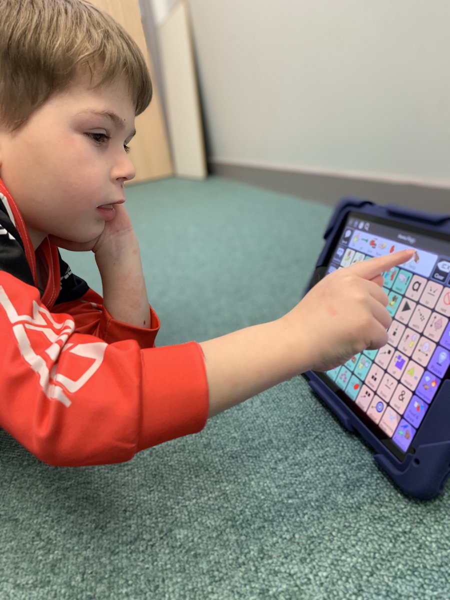 CalDept's tweet photo. He loves animals. So that’s the theme.
I modelled saying “I like…” and he watched me so carefully.
Then it happened — a real conversation using AAC,
navigating and operating the talker straight away,
Amazingly clever boy! 💙
#AAC #TDSnap https://t.co/oKV4Nww4D9