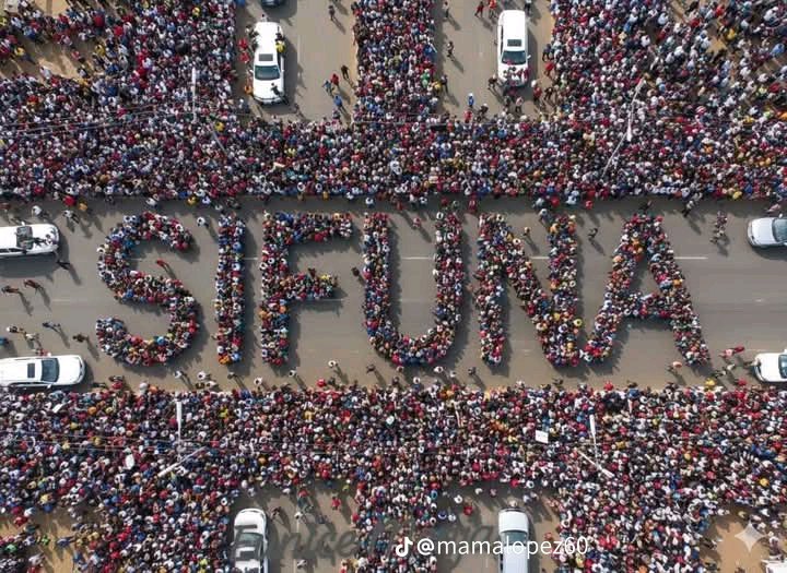 Finally a candidate youth can rally behind, I suggest sifuna-ndndi nyoro ticket backed by uhuru,rigathi and kalonzo,if they are serious about taking Ruto home