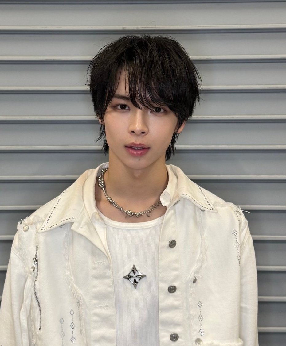 小林大悟さんこんなにお顔がかっこいいのにこんなにお顔が小さいなんて