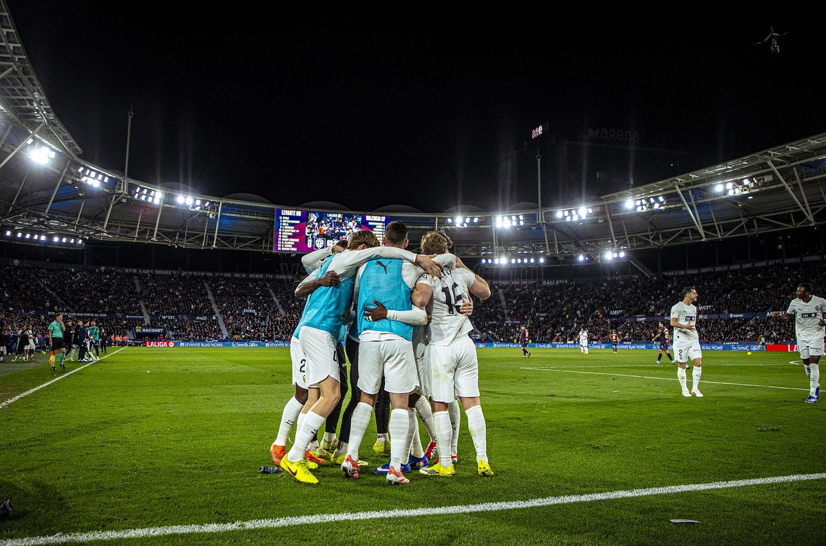 Valencia CF tweet media