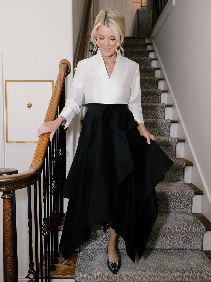 Discover Jamie Tarence’s curated collection of refined, easy-to-wear styles made for meetings, hosting, celebrations, and everything in between. Designed to move with you through every stage of life. Find your power pieces to help you be confident in every chapter of your life!