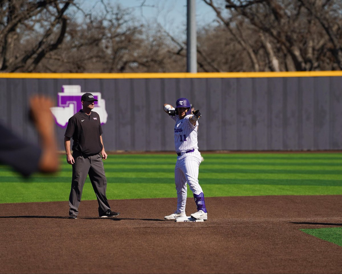 SERGIO DELIVERS! Big time double to give the Texans the lead!