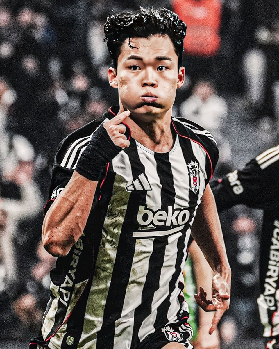 sametaakgul's tweet photo. ⭐Star Boy ⚫⚪🦅

Hyeon-Gyu OHH 🇰🇷🇹🇷 https://t.co/xGUhxiFb9o