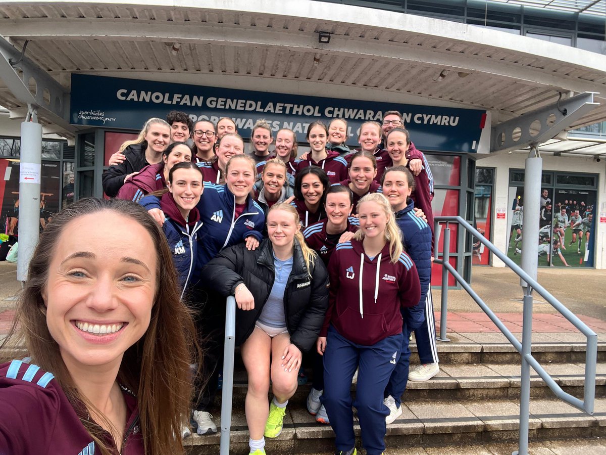 MortenKathy's tweet photo. The end of a fab week with my @RAFHockey family. We’re so lucky to have such a great relationship with @HockeyWales Masters teams, and our week long training camp in Cardiff is always a great preparation for Interservices. #NoOrdinaryJob #NoOrdinaryTeam https://t.co/YhVjrwojU3