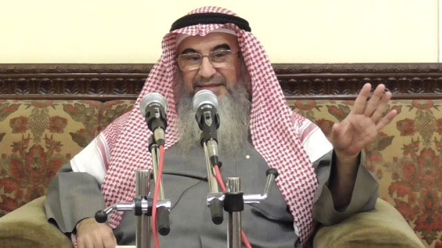 alhusainan1391's tweet photo. فقدنا حبيبنا الغالي 
فضيلة الشيخ الدكتور 

سعود محمد الربيعة 

نسأل الله ان يغفر له ويرحمه 
ويجعل قبره روضة من رياض الجنة
ويسكنه جنات النعيم

إن العين لتدمع
وإن القلب ليحزن 
وإنا على فراقك لمحزنون
وإنا لله وإنا إليه راجعون

#سعود_الربيعة https://t.co/I5VYqu9EUQ