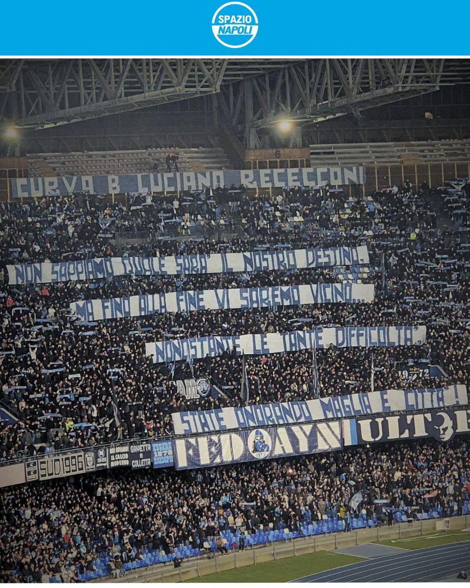 Il meraviglioso messaggio di vicinanza della Curva B alla squadra 🥹

L'affetto dei tifosi del Napoli non manca MAI 💙

#sscnapoli #napoliroma