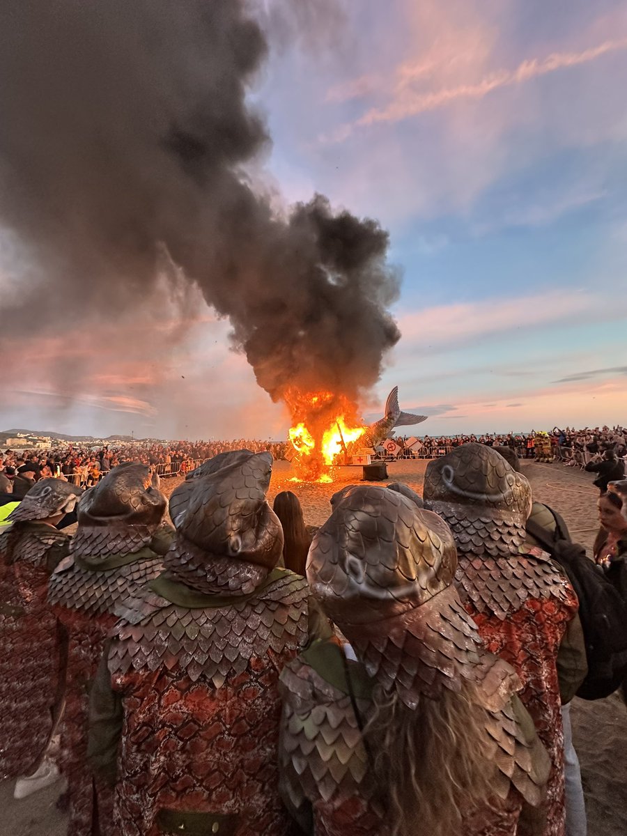 Se terminó el <a href="/CarnavalMLG/">Carnaval de Málaga</a> 2026, #ElBasilisco volverá a su guarida aunque el VENENO DEL CARNAVAL seguirá 🐍