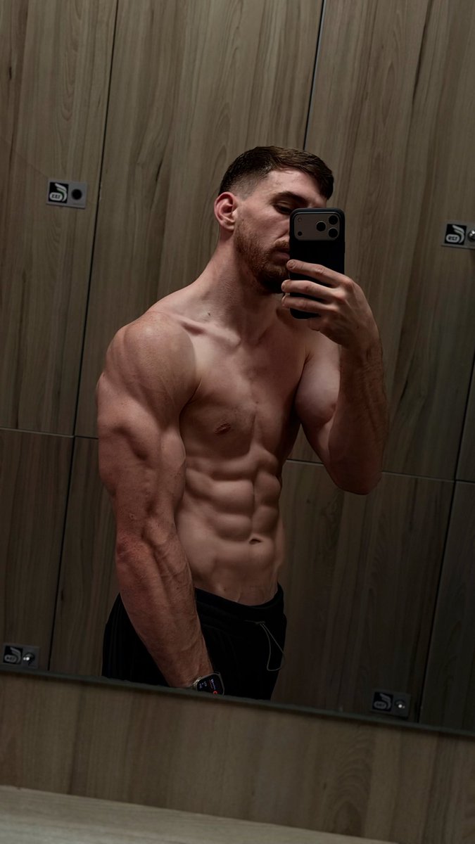 bboyoliva's tweet photo. Asi va febrero 🧠 https://t.co/VUYYsJeJCn