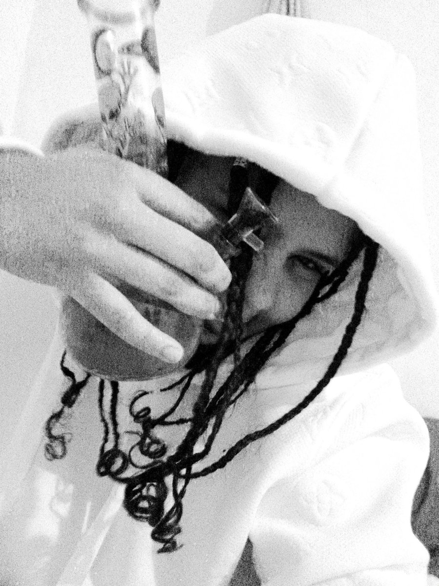 Fernand30499771's tweet photo. 😘🖕 https://t.co/RfyDueL2bQ