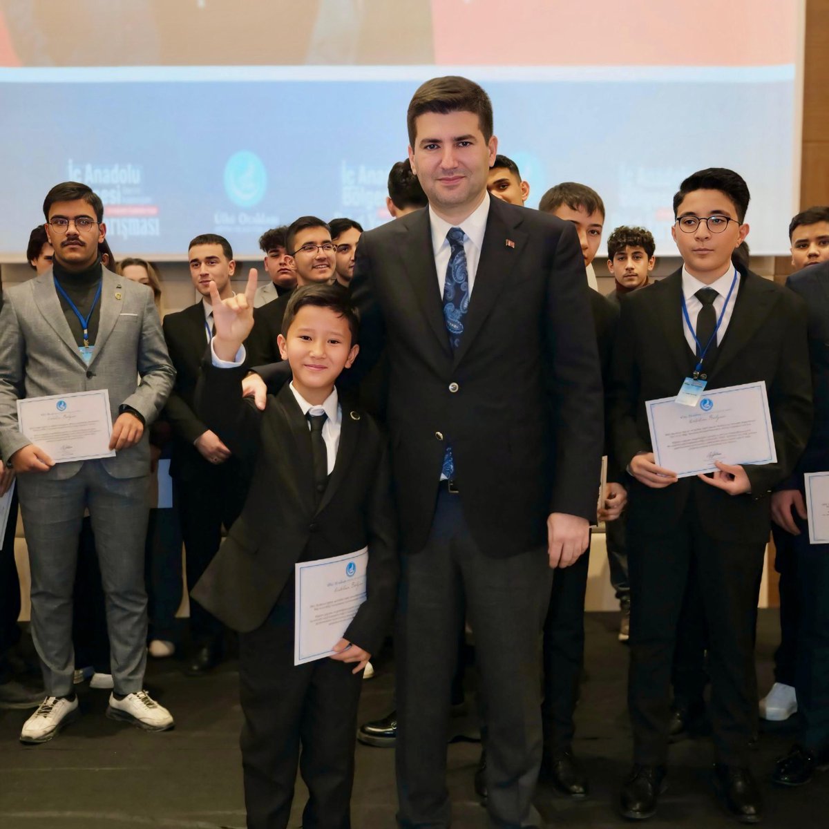 Gençliği şuurla, geleceği inançla inşa eden bir dava: Ülkü Ocakları 🐺🇹🇷