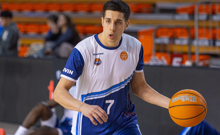 El jugador de Fuenlabrada terminó con 28 puntos y 7 asistencias en la caída de su equipo. Además, repasamos el buen papel de Zurbriggen y toda la acción argentina en la Primera FEB.

Resumen España: Mateo Díaz fue estelar a pesar de la derrota
basquetplus.com/espana-resumen…