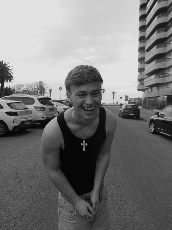 loo ᥫ᭡ tweet media