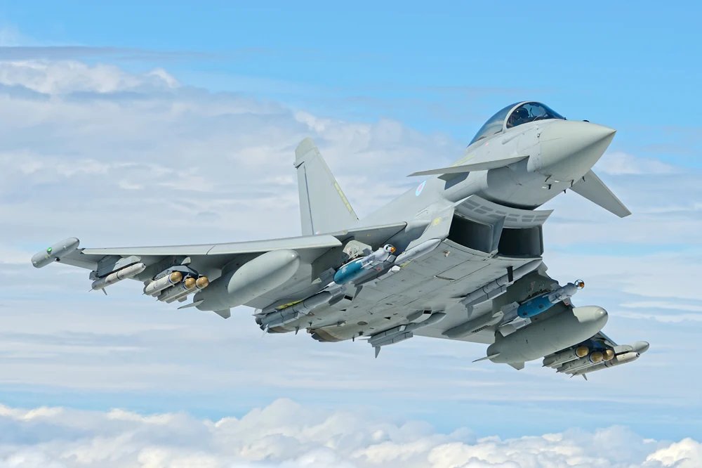 IntCyberDigest's tweet image. The Eurofighter Typhoon would've been the Netherlands' choice if not for intense US diplomatic pressure.

Here's what happened:
The US denied certification for the Eurofighter to carry American B61 nuclear bombs hosted in the Netherlands. Under NATO's nuclear sharing agreement,…