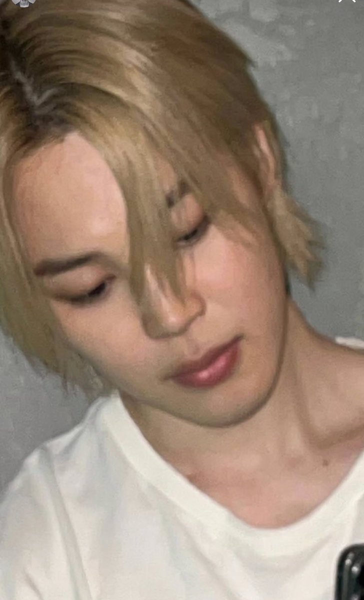 Blonde Jimin is my favorite!

j.m | Instagram story