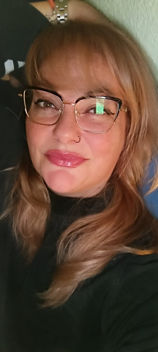 MILF MELISSA😈 tweet media