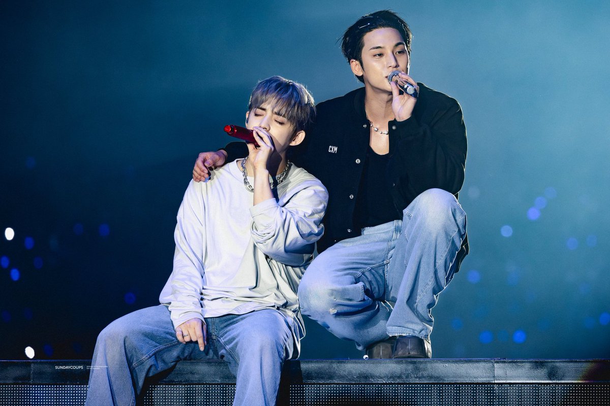 CheolsNoona's tweet image. So pretty..