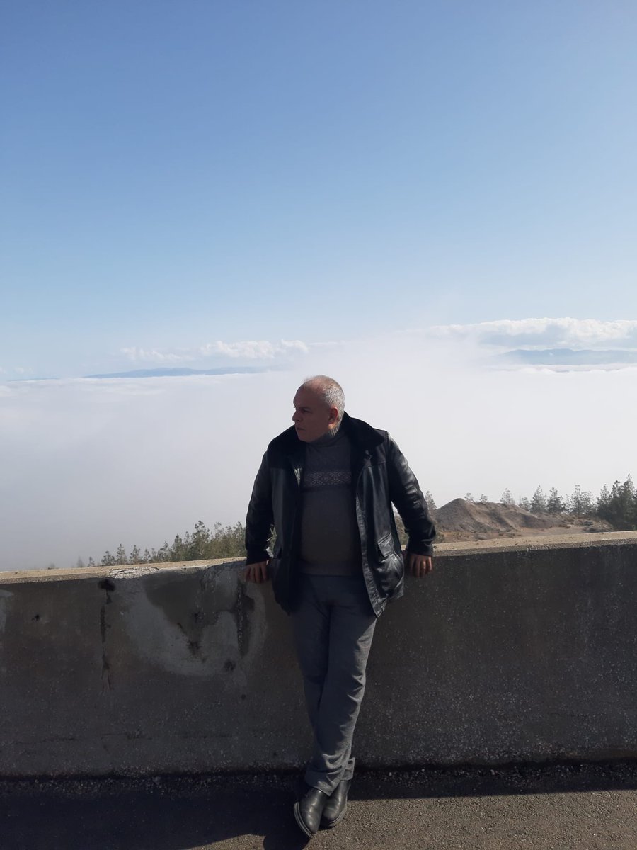 Her geleni nasîbin, 
Her gideni kayıbın sanma.

Biz bilmeyiz,ÂLLÂH { ﷻ } bilir!❤

#ÂLLÂH'ım,,,
Bana verdiğin her şeyin sonunda, 
Senin Rızân ve Cennetin olsun.'