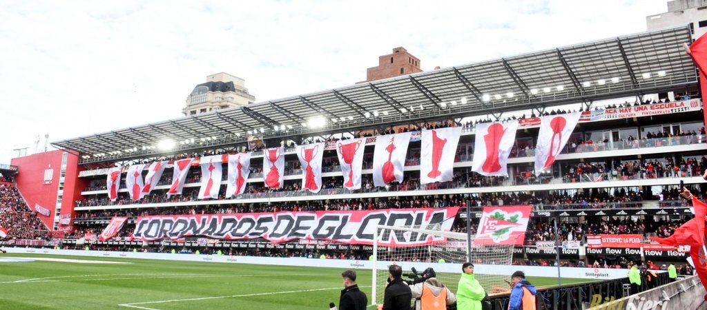 Cada uno cuelga lo que puede.