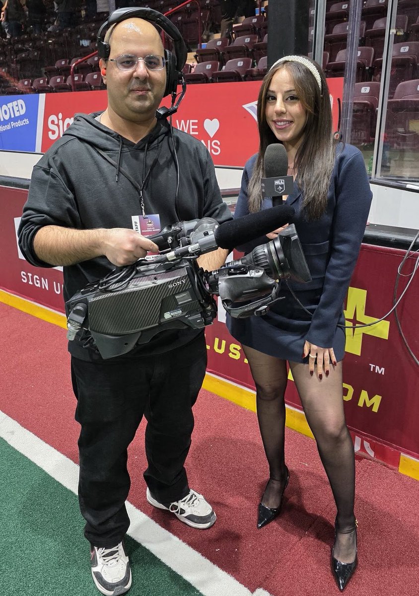 SuchateMadahar's tweet image. Great  working with host/reporter Parisa Shobbar on last night's NLL game between  Oshawa Firewolves vs San Dieo Seals on TSN &amp;amp; ESPN Plus. #CameraOperator #CameraOp #TV #Broadcast #Television #LiveTV #NetworkTV #NLL #Lacrosse #TSN #ESPN