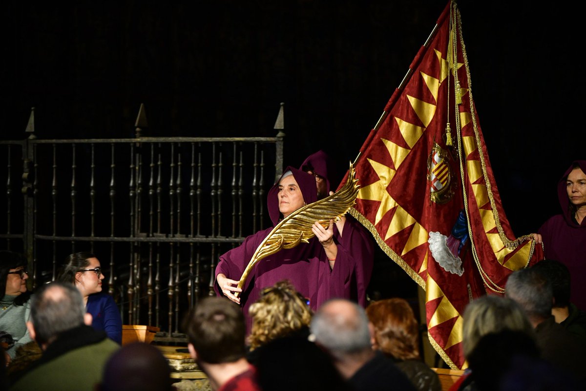 Catedral de Barcelona tweet media