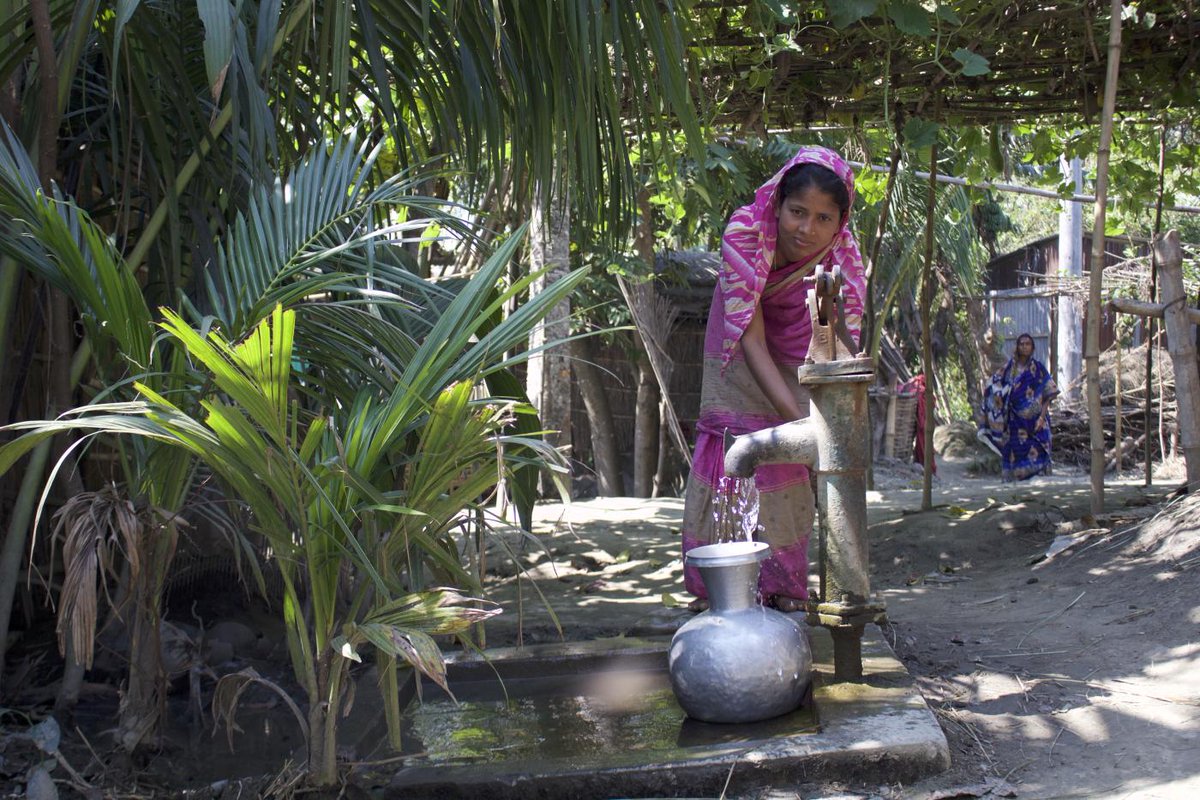 Oikoumene's tweet photo. 2.2 billion people lack safe water - disproportionately women and girls.
WCC's Seven Weeks for Water 2026 launches 18 Feb, highlighting women's water justice during Lent → https://t.co/qavp35lfMw
#WaterJustice https://t.co/CCggC17rKI