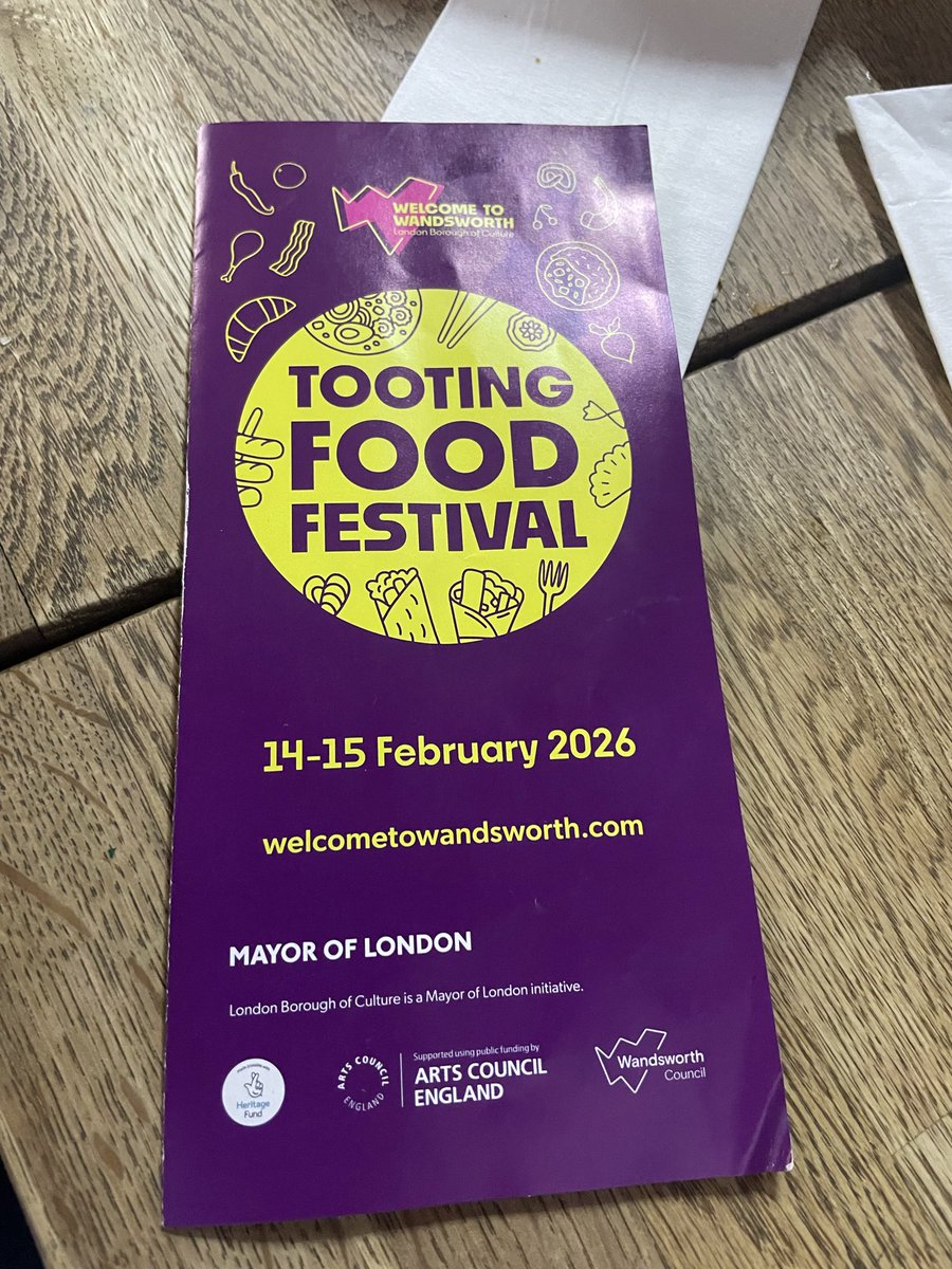 Wonderful afternoon grazing at <a href="/TootingMarket/">Tooting Market</a> and <a href="/bwmarkettooting/">Broadwaymarket1936</a>’s fabulous Tooting food festival. Failed to take any food pics but loved it all!