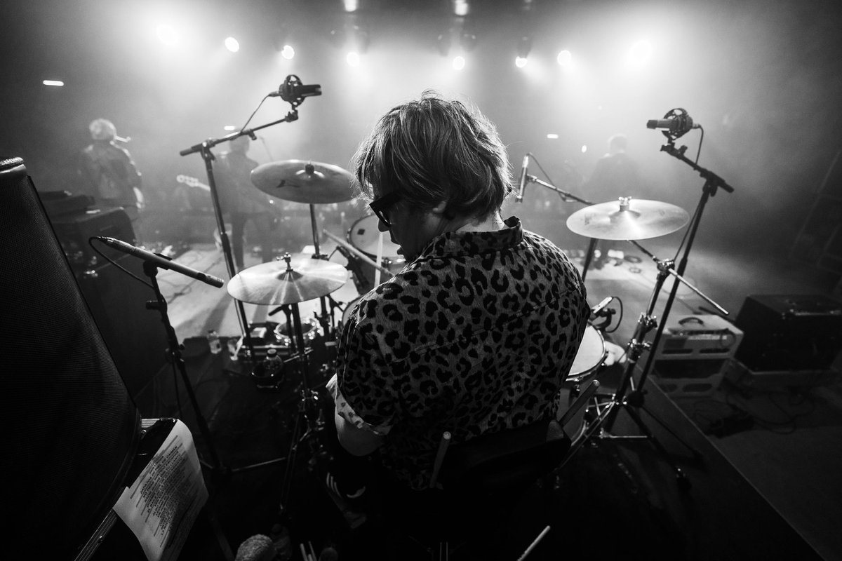 091oficial's tweet photo. Esto es el principio de la gira Espejismo N°9. Habrá más por todo el país con más canciones nuevas y viejas que iremos añadiendo. Fueron dos horas muy intensas!! Gracias por venir!! https://t.co/hIsu6STsfg
