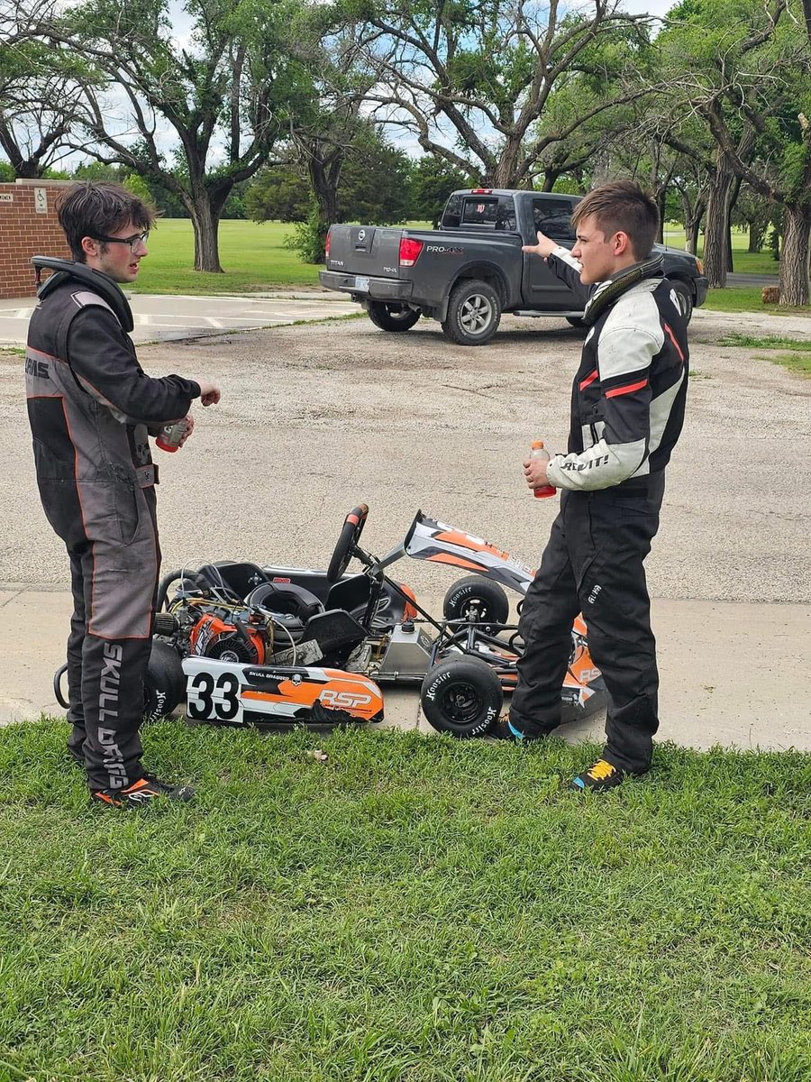 team_rollspeed's tweet photo. @team_rollspeed  doing what we do
#karts #karting https://t.co/l7jj5a4Dxe
