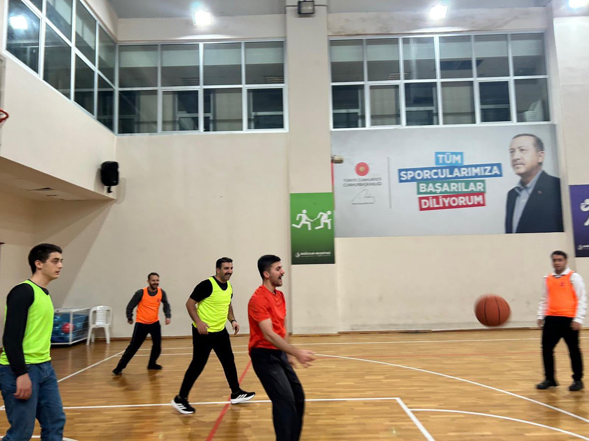 Ülkü Ocakları İstanbul İl Başkanlığı 5.Bölge Başkanlığı olarak;
gençliğimizi bağımlılığa teslim etmiyoruz.
Spordayız, mücadeledeyiz.
Türk gençliği kazanacak!”
Yaşasın Ülkü Ocakları 🇹🇷🇹🇷🇹🇷
<a href="/ayyildirim1/">Ahmet Yiğit Yıldırım</a> 
<a href="/Aalparslandogan/">Alparslan DOĞAN</a> 
<a href="/MuratYukselMY/">Murat YÜKSEL 🇹🇷</a>