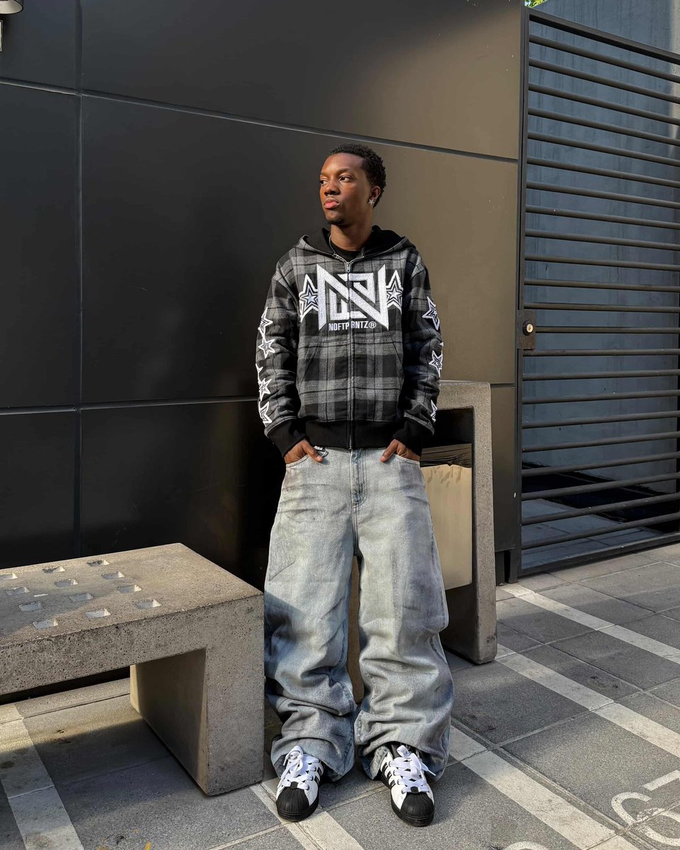 (no • fut • prints) (@noftprntz) on Twitter photo 