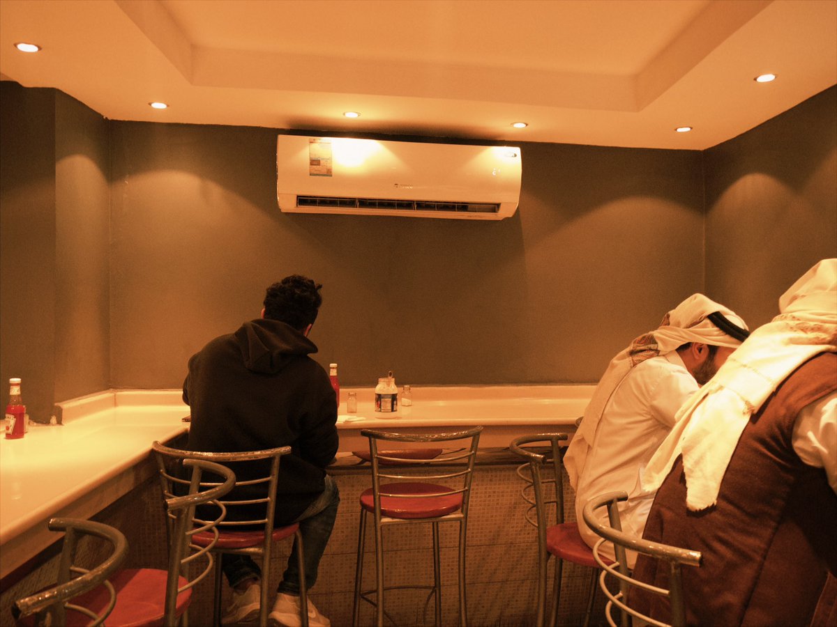 سُـلطـان tweet media