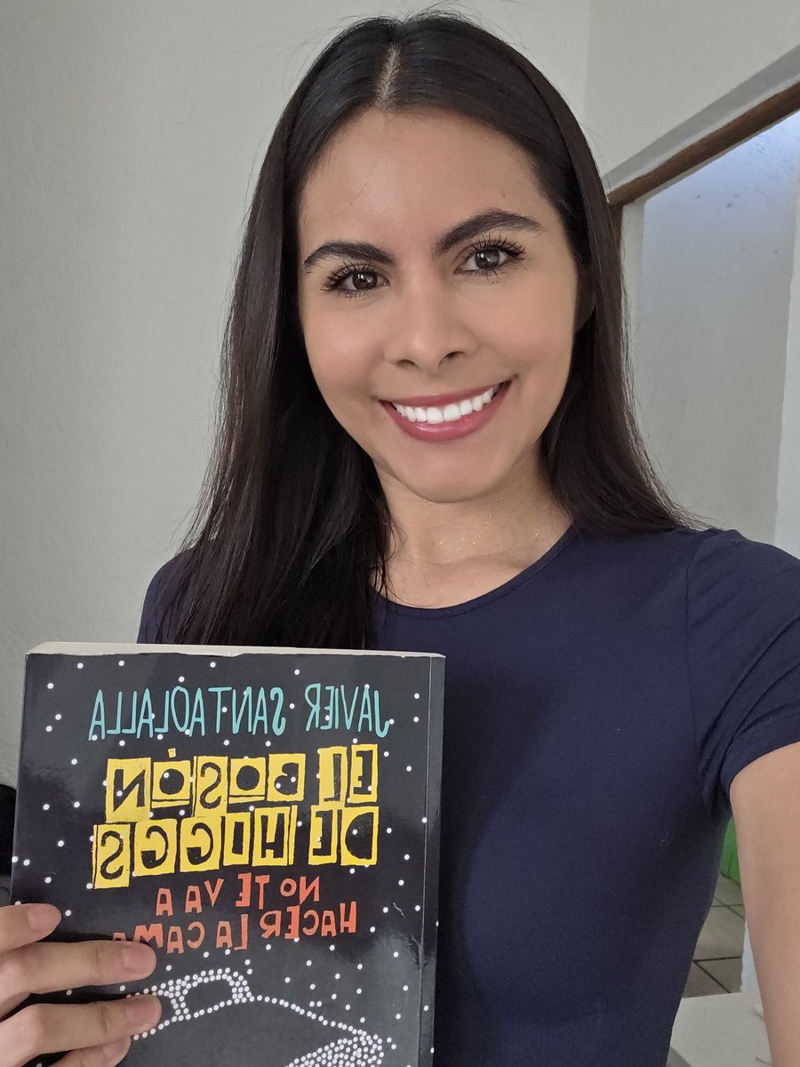 mafermemi's tweet photo. Para mi regalo de cumpleaños 31, quería seguir expandiendo mi mente curiosa y adquirí otro libro más de alguien a quién admiro y respeto desde que leí, ¿Qué hace un bosón como tú en un Big Ban como este?
Estoy emocionada por leer otro libro mas @JaSantaolalla https://t.co/GnHyxgLJLY